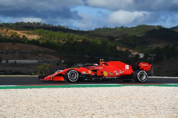 Charles Leclerc durante los FP1. Fuente: Ferrari
