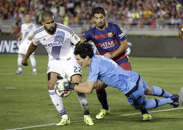 Leonardo (left) during an International Champions Cup match against FC Barcelona | Source: Jae C. Hong - AP Photo