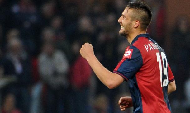 Pavoletti could be scoring goals in red and black next term | photo: forzaitalianfootball.com 