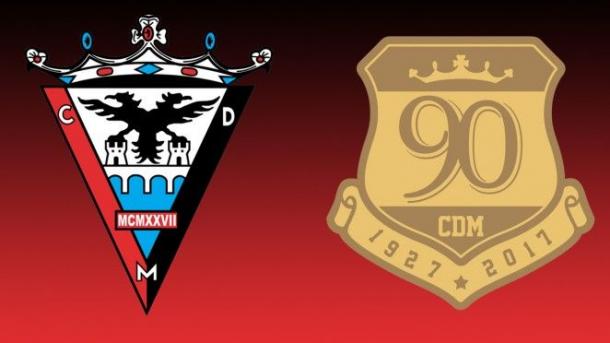 El escudo y el logotipo del 90 aniversario del Mirandés. | Fuente: CD Mirandés