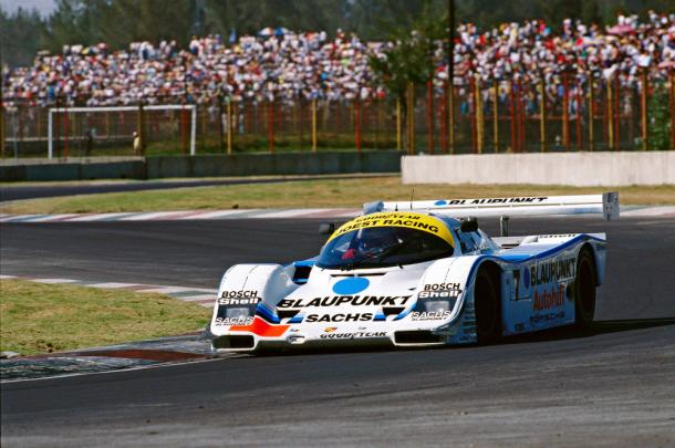 Porsche 962 C, Bob Wollek, Mexiko-Stadt em 1989. (Foto: Porsche AG)