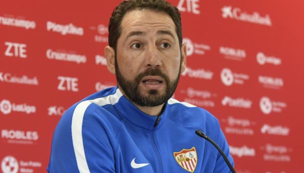 Machín en rueda de prensa | Foto: Sevilla FC