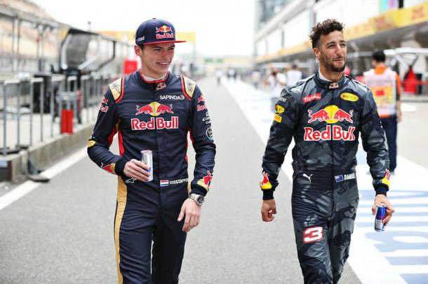 Los pilotos de Red Bull para esta temporada, Max Verstappen y Daniel Riccardo. Fuente: Motorsport