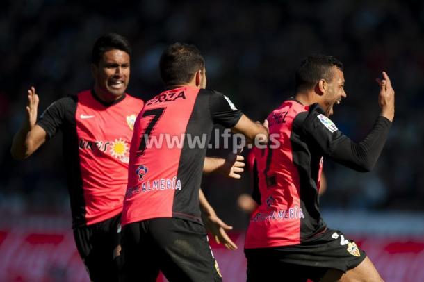 El carioca celebra uno de los dos goles que anotó ante el Córdoba en un partido de Liga en El Árcangel en el curso 14/15 /Fotografía: LFP