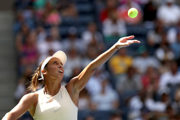 Madison Keys served impressively to seal her quarterfinal spot | Photo: Matthew Stockman/Getty Images North America