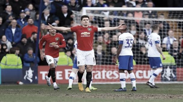 Maguire convirtió un golazo rematando desde afuera del área | Foto: ManUnited
