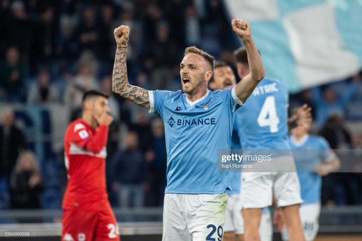 ROME, ITALY - OCTOBER 27: Manuel Lazzari of SS Lazio celebretes the victory after the Serie A match between SS Lazio and ACF Fiorentina at Stadio Olimpico on October 27, 2021 in Rome, Italy. (Photo by Ivan Romano/Getty Images)