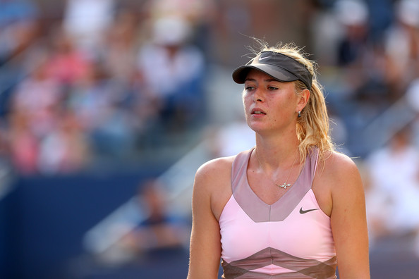 Sharapova reacts during her match against Azarenka | Photo: Cameron Spencer/Getty Images North America