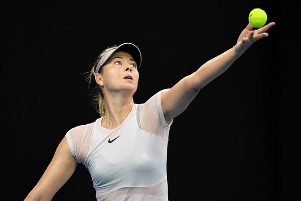 Maria Sharapova serving at the 2018 Australian Open, where she fell in the third round | Photo: Quinn Rooney/Getty Images AsiaPac