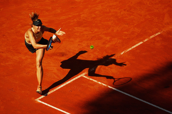 Maria Sharapova viciously went for the second-serve returns today | Photo: Julian Finney/Getty Images Europe