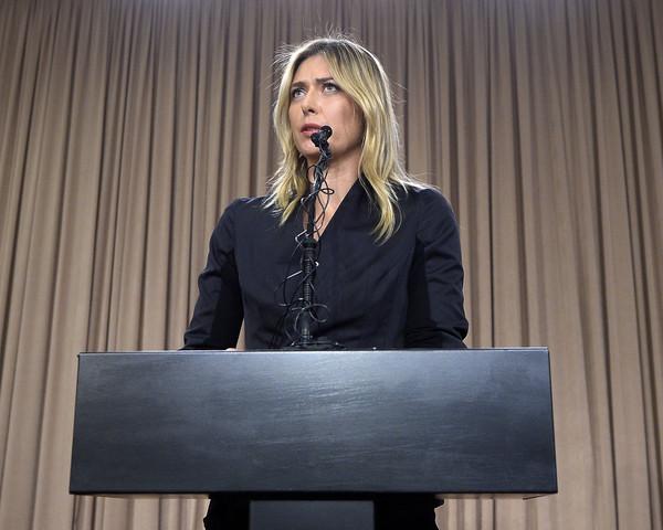 Maria Sharapova addresses the press for her failed drug test | Photo: Kevork Djansezian/Getty Images North America