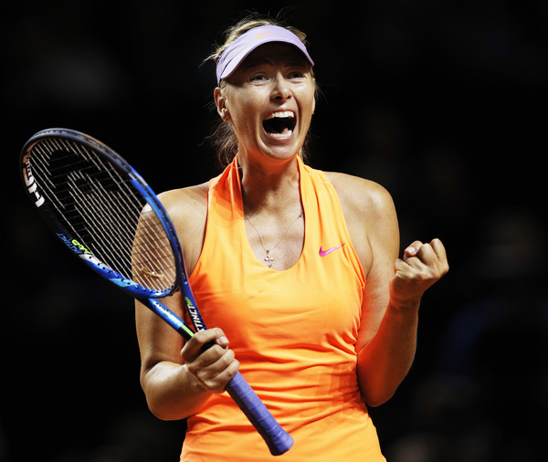 Maria Sharapova celebrates her victory over Anett Kontaveit | Photo: Adam Pretty/Bongarts