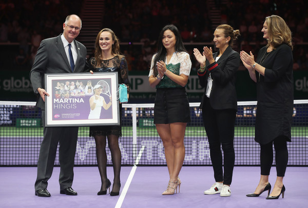 Martina Hingis during her retirement ceremony in Singapore | Photo: Julian Finney/Getty Images AsiaPac