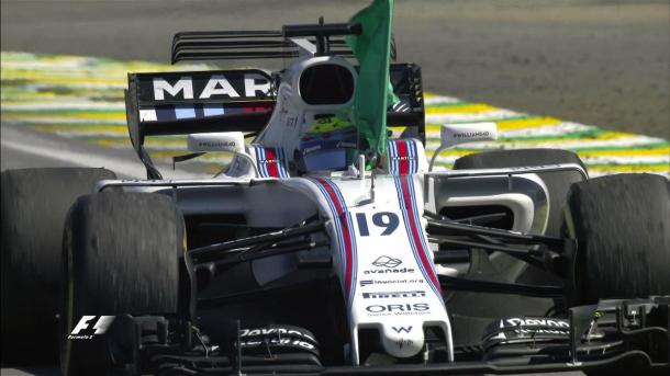 Massa recebeu homenagens ao fim de sua última prova no Brasil pela F1 (Foto: Divulgação/F1)