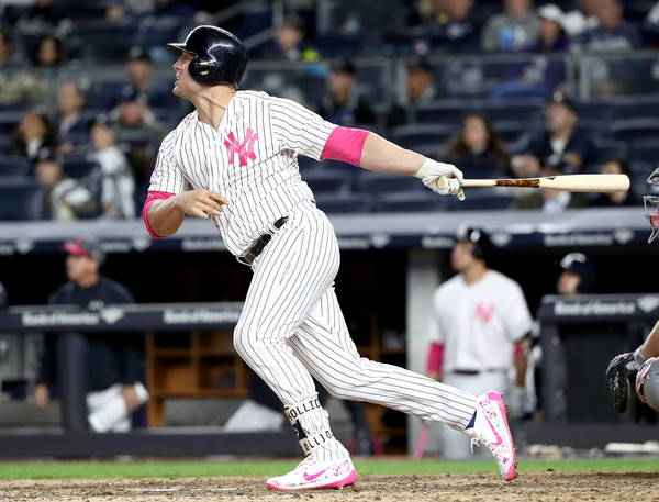 Holliday's three-run shot drew the Yankees closer/Photo: Elsa/Getty Images