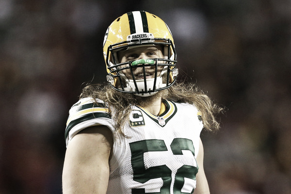 Inside linebacker Clay Matthews #52 of the Green Bay Packers in action against the Washington Redskins at FedExField on January 10, 2016 in Landover, Maryland. (Patrick Smith/Getty Images North America)