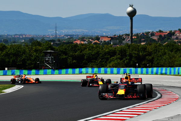 Los dos Red Bull durante el GP de Hungría