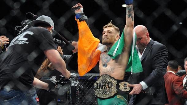 McGregor is now the featherweight champion of the world | Photo: CBS