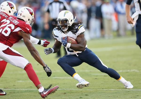 Running lanes were hard to come by for San Diego Chargers running back Melvin Gordon in 2015.  Photo:  Stephen Dunn/Getty Images North America)