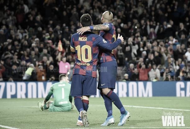 Messi y Arturo Vidal con el Barcelona | Foto: Noelia Déniz - VAVEL