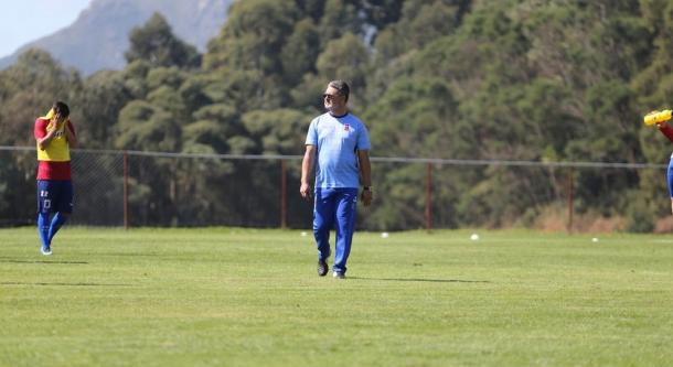 Apesar das dificuldades, Micale acredita na recuperação paranista (Foto: Geraldo Bubniak/Paraná Clube)