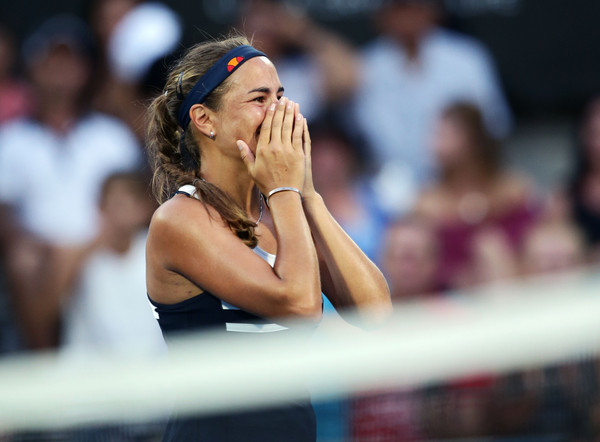 Monica Puig reacts after defeating Samantha Stosur in the quarterfinals of the 2016 Apia International Sydney. | Photo: Matt King/Getty Images