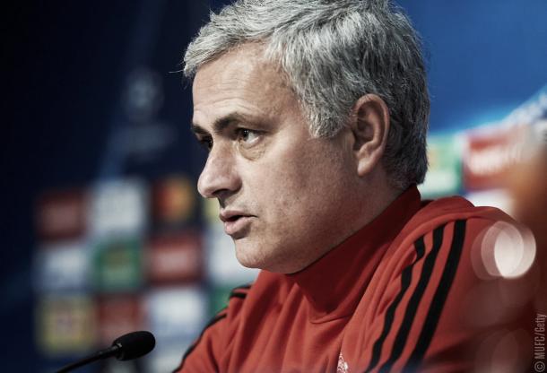 Mourinho explica la situación de Pogba. Foto: Manchester United.