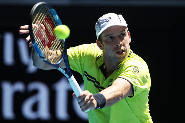 Muller hits a backhand during his second round loss. Photo: Mark Kolbe/Getty Images