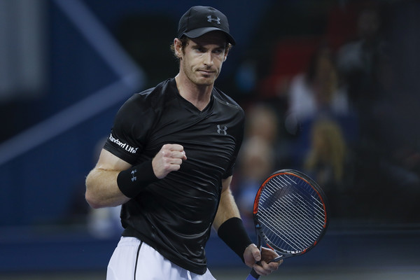 Andy Murray pumps his fist during his semifinal win. Photo: Lintao Zhang/Getty Images