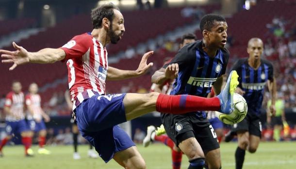 Juanfran en el último partido de pretemporada contra el Inter | Foto: Alberto Molina - Atlético de Madrid
