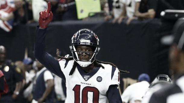 Hopkins arrancó dubitativo pero terminó demostrando porque es uno de los mejores receptores de la liga. Foto: Texans