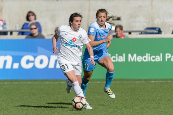 Rookie Christina Gibbons on the dribble for FC Kansas City | Source: FC Kansas City