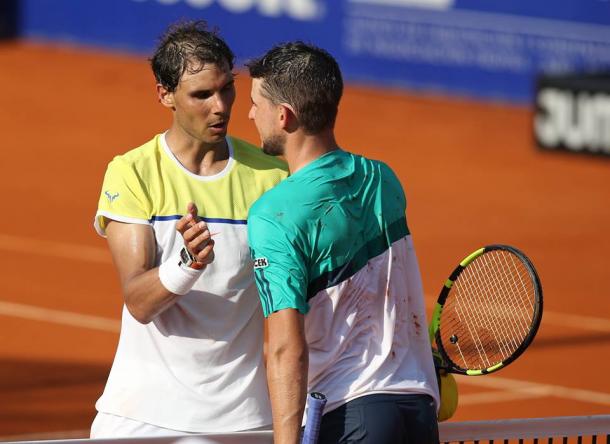 Nadal (left) shakes hands with Thiem after his loss in Buenos Aires. Photo: Argentina Open.