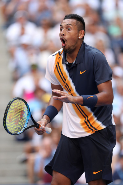 Nick Kyrgios reacting to Federer's outrageous winner in the third set | Photo: Matthew Stockman/Getty Images North America
