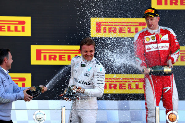 Nico celebra su victoria en Rusia | Fuente: Getty Images