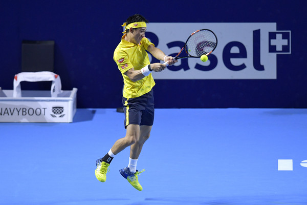 Nishikori drills a backhand during his quarterfinal win. Photo: Harold Cunningham/Getty Images