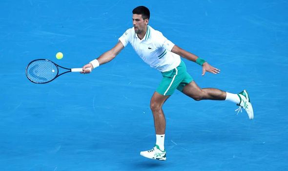 Djokovic reaches for a forehand/Photo: Matt King/Getty Images