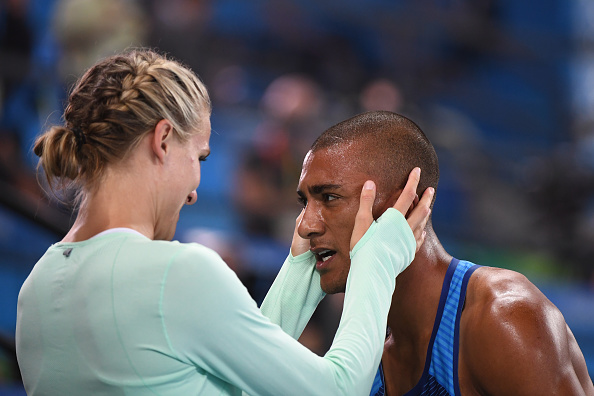 Brianne Theisen-Eaton congratulates Ashton Eaton after his Rio 2016 triumph (AFP/ Olivier Morin)