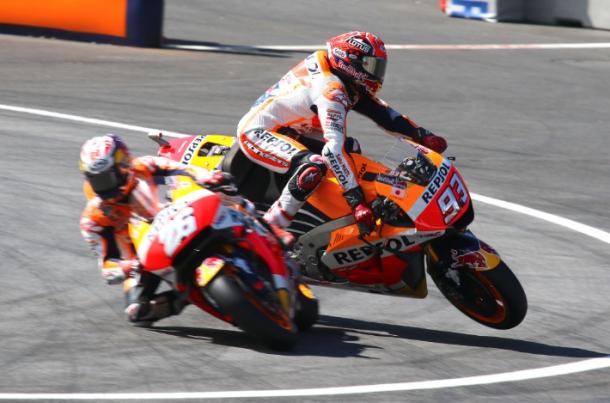 Marquez crashed and nrrowly avoided teammate Pedrosa - Gold and Goose