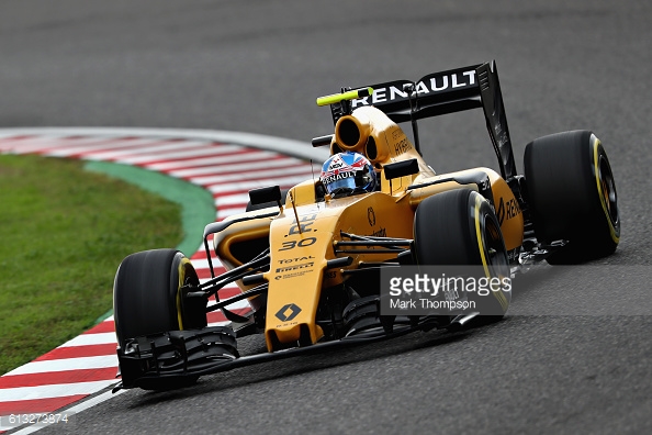 Jolyon Palmer is another candidate after losing his seat to Hulkenberg. | Photo: Getty Images/Mark Thompson