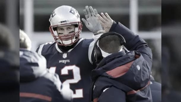 Este juego podría ser el ultimo partido entre Tom Brady y Eli Manning (foto Patriots.com)