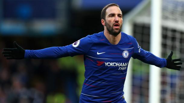 Higuain festejando su primer gol con la camiseta del Chelsea Foto: Imperiofutbol