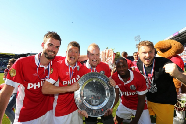Jugadores del PSV celebran la Eredivisie | Fotografía: VI Images// Getty Images