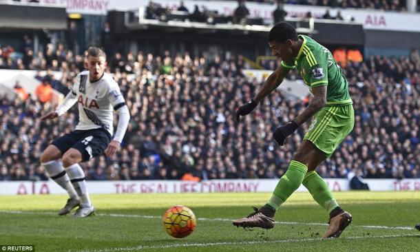 Van Aanholt's opener was as good as it got for Sunderland. (Image credit: Reuters - Daily Mail)