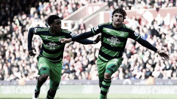 Paloschi celebrates his equaliser. | Image: Getty Images