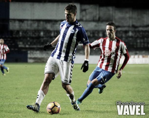Aleksandar Pantic quedará desvinculado del Villarreal. Imagen: Alberto Brevers (VAVEL)