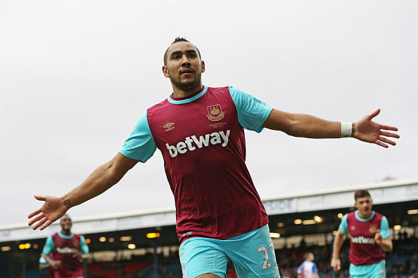 Payet celebrating goal in the FA Cup. | Photo: Getty