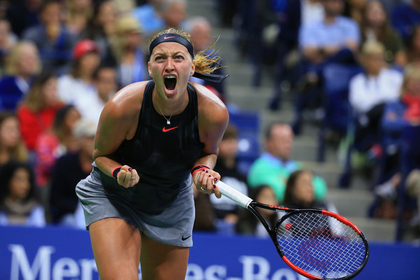 Petra Kvitova earns the first top-10 win of her comeback, defeating Muguruza in a late-night thriller | Photo: Chris Trotman/Getty Images North America