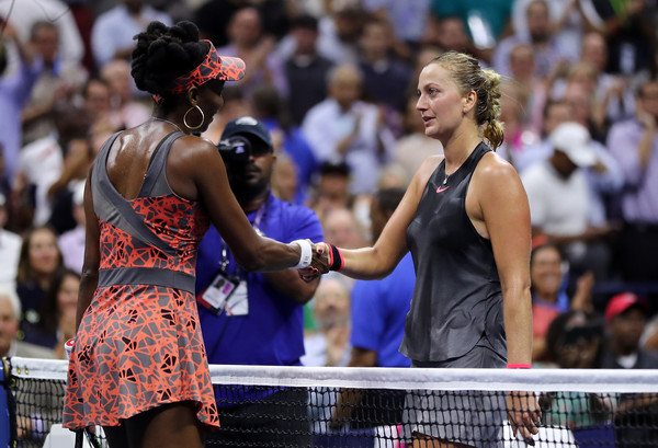 Venus Williams and Petra Kvitova exchanged some nice words at the net after their thriller | Photo: Matthew Stockman/Getty Images North America