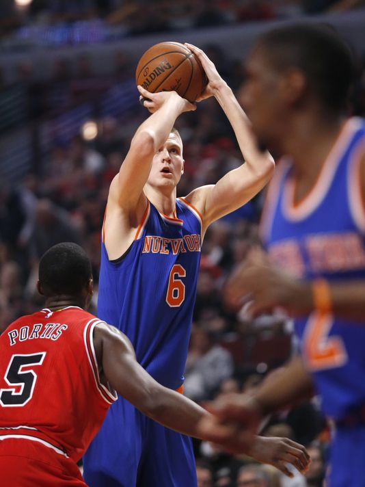 Porzingis taking a jumper (USA Today)